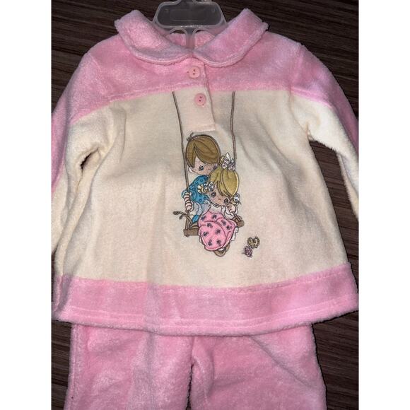 Precious Moments Pink & Cream Fleece Set – Swing & Butterfly Embroidery – 18M - Picture 2 of 4
